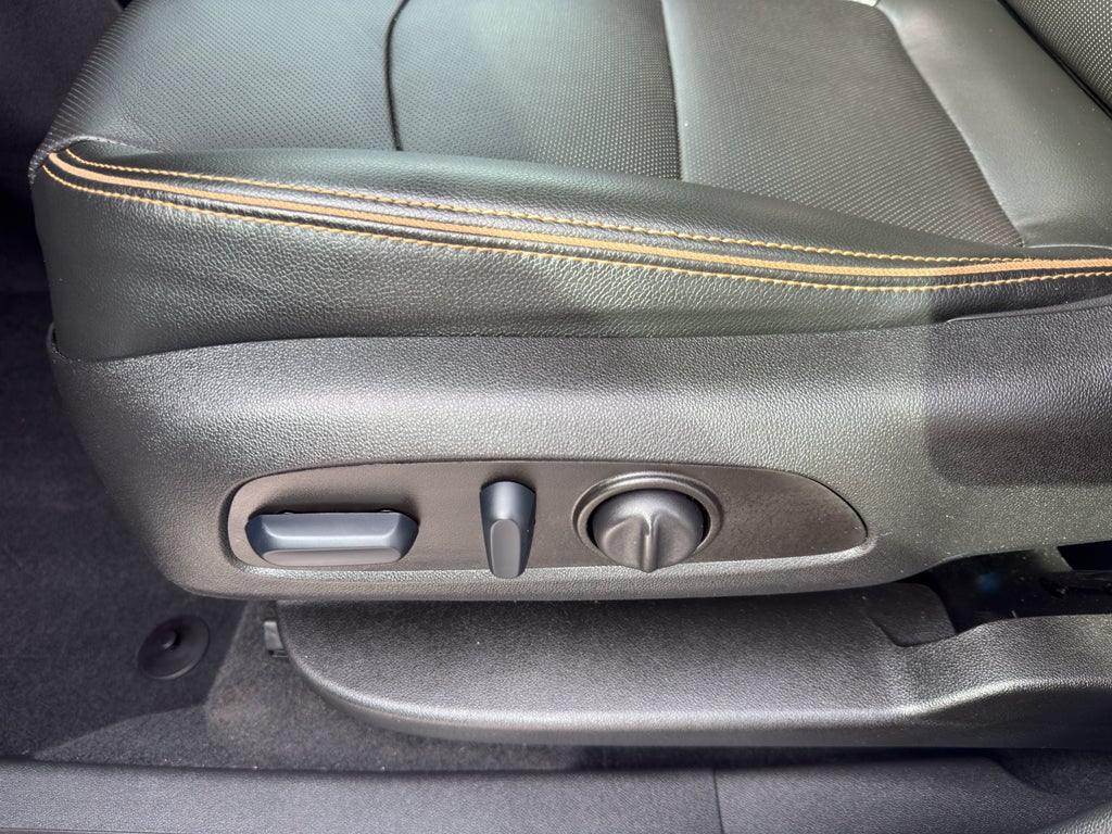 2023 GMC Terrain AWD 4dr AT4