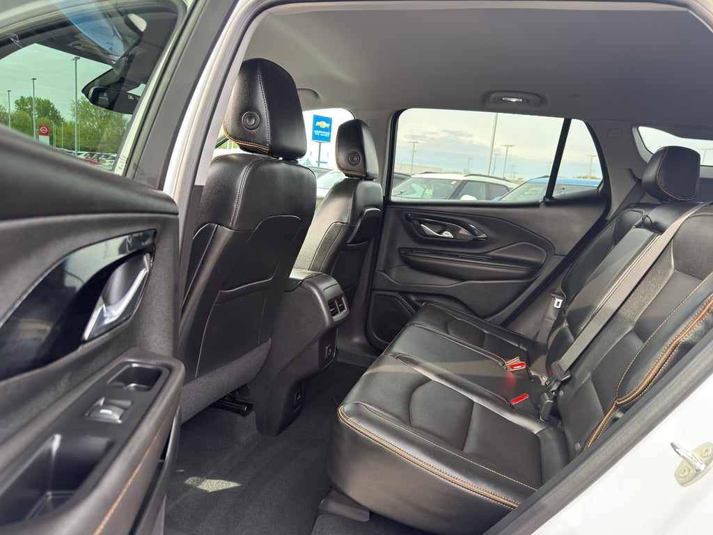 2023 GMC Terrain AWD 4dr AT4