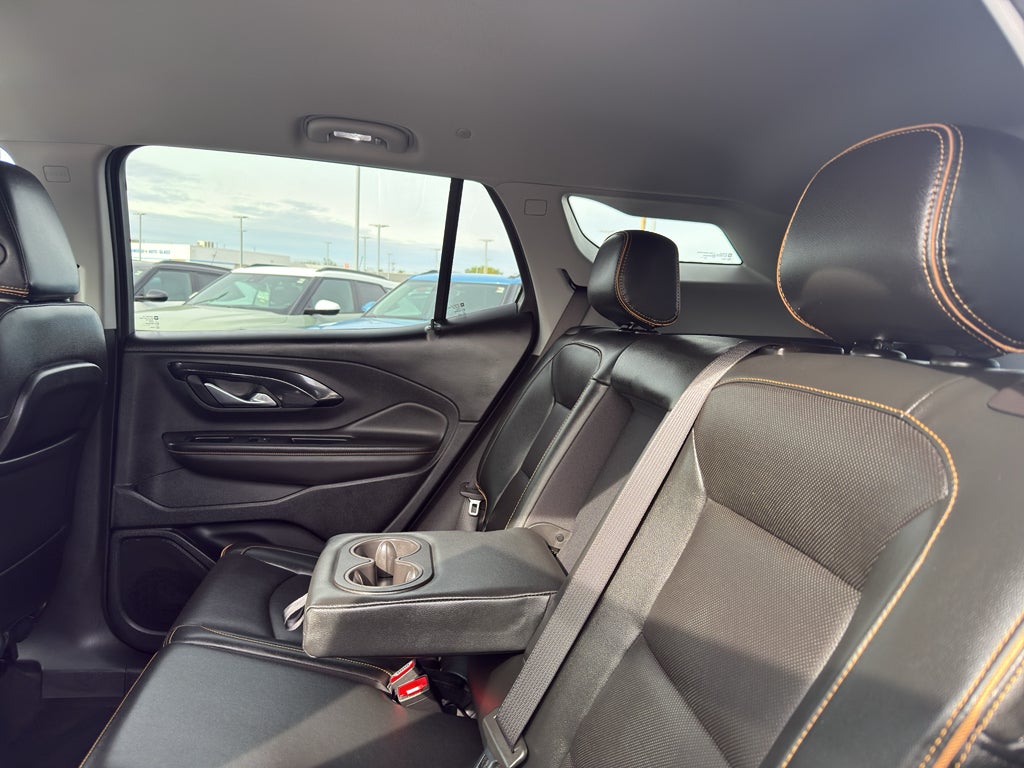 2023 GMC Terrain AWD 4dr AT4