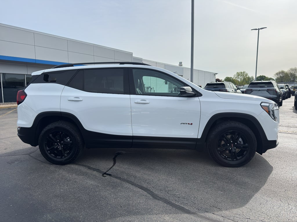 2023 GMC Terrain AWD 4dr AT4