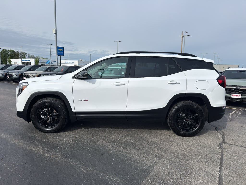 2023 GMC Terrain AWD 4dr AT4