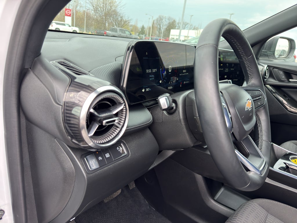 2025 Chevrolet Equinox FWD LT