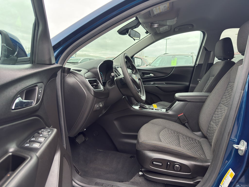 2020 Chevrolet Equinox FWD LT