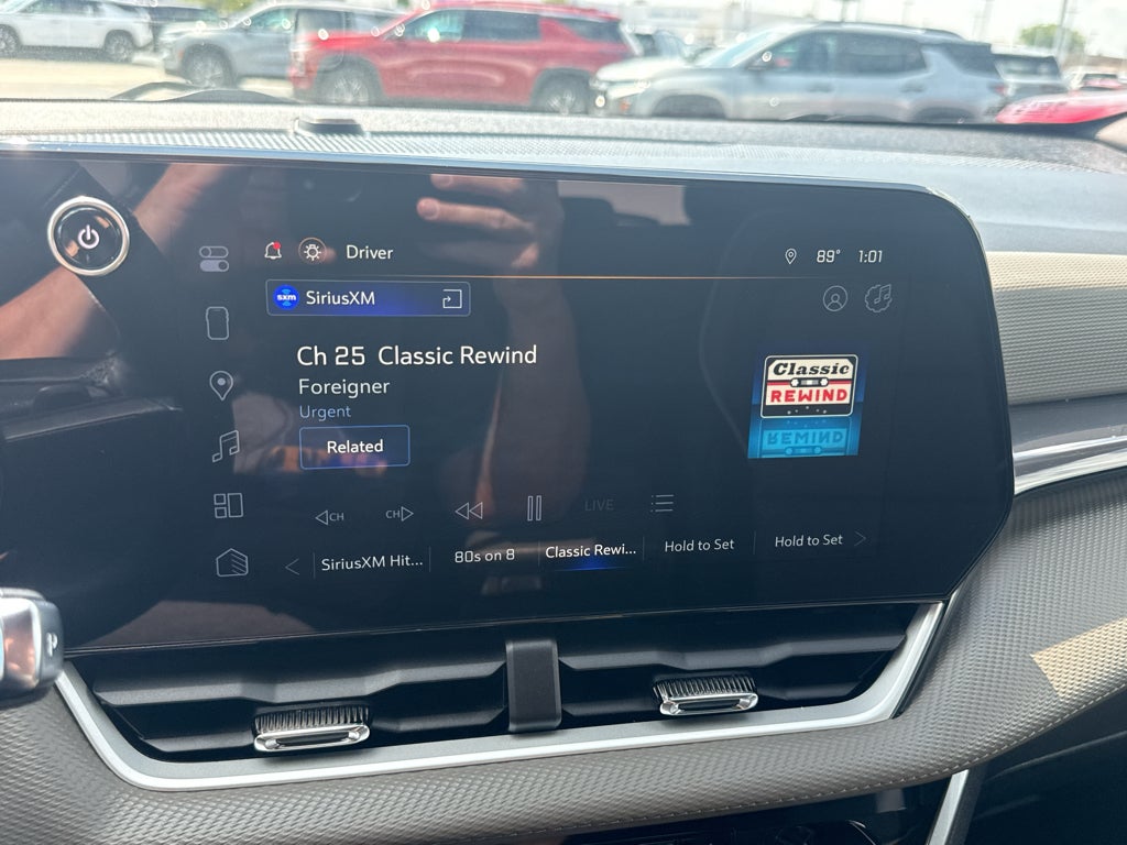 2025 Chevrolet Equinox AWD LT