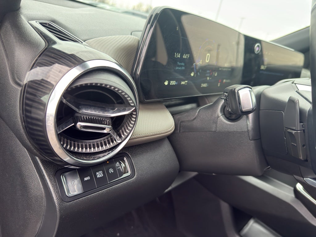 2025 Chevrolet Equinox AWD LT