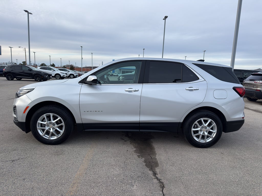 2022 Chevrolet Equinox AWD 4dr LT w/2FL