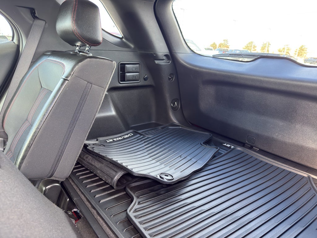 2023 Chevrolet Equinox AWD 4dr RS