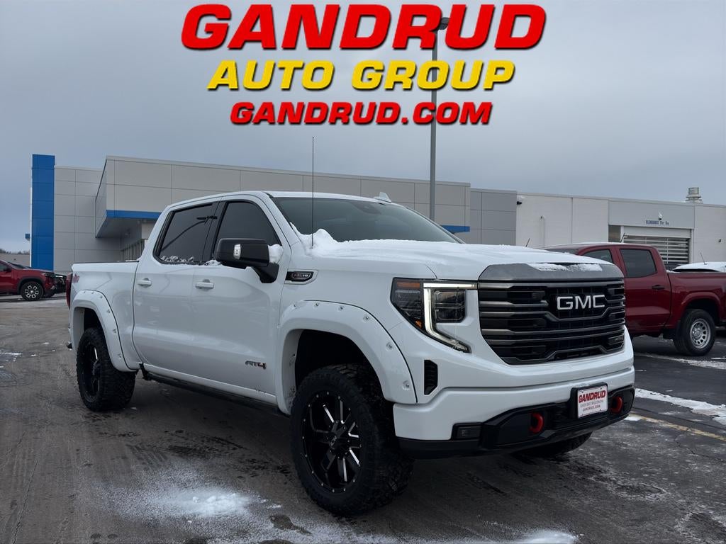 2022 GMC Sierra 1500 Crew Cab Short Box 4-Wheel Drive AT4