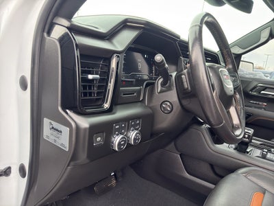 2022 GMC Sierra 1500 Crew Cab Short Box 4-Wheel Drive AT4