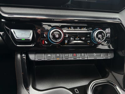 2022 GMC Sierra 1500 Crew Cab Short Box 4-Wheel Drive AT4