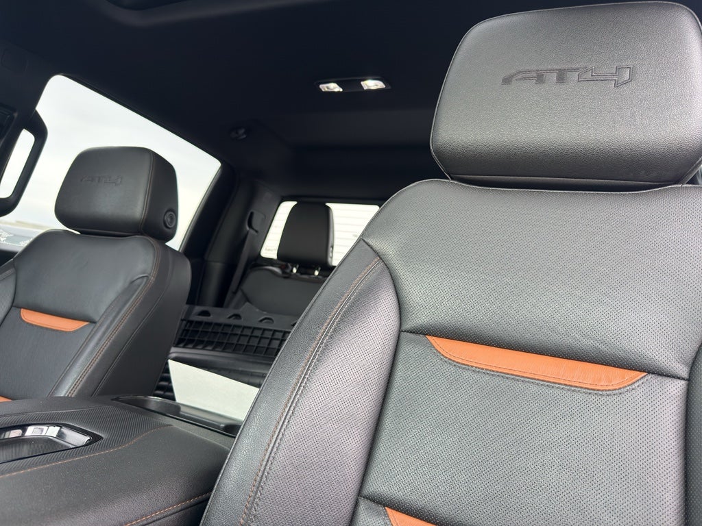 2022 GMC Sierra 1500 Crew Cab Short Box 4-Wheel Drive AT4