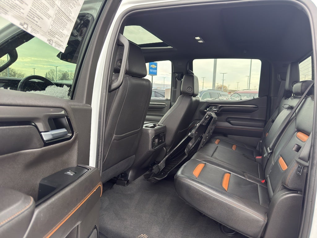 2022 GMC Sierra 1500 Crew Cab Short Box 4-Wheel Drive AT4