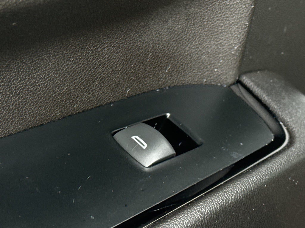 2022 GMC Sierra 1500 Crew Cab Short Box 4-Wheel Drive AT4