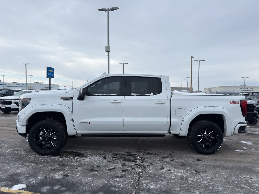 2022 GMC Sierra 1500 Crew Cab Short Box 4-Wheel Drive AT4