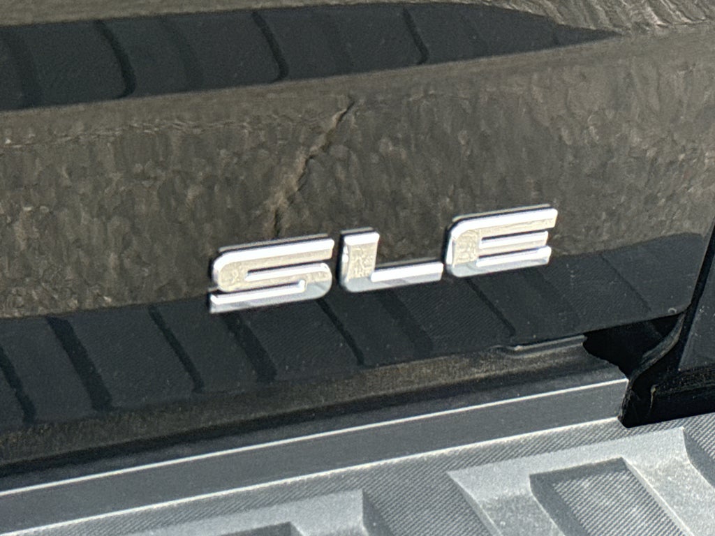 2017 GMC Sierra 1500 Crew Cab Short Box 4-Wheel Drive SLE