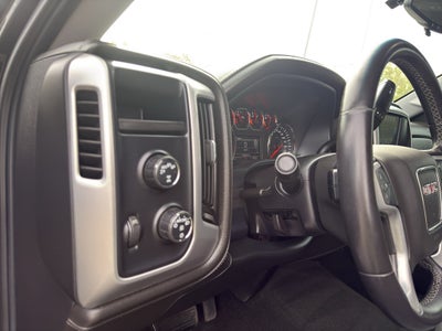 2017 GMC Sierra 1500 Crew Cab Short Box 4-Wheel Drive SLE