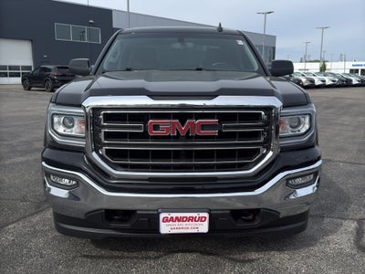 2017 GMC Sierra 1500 Crew Cab Short Box 4-Wheel Drive SLE