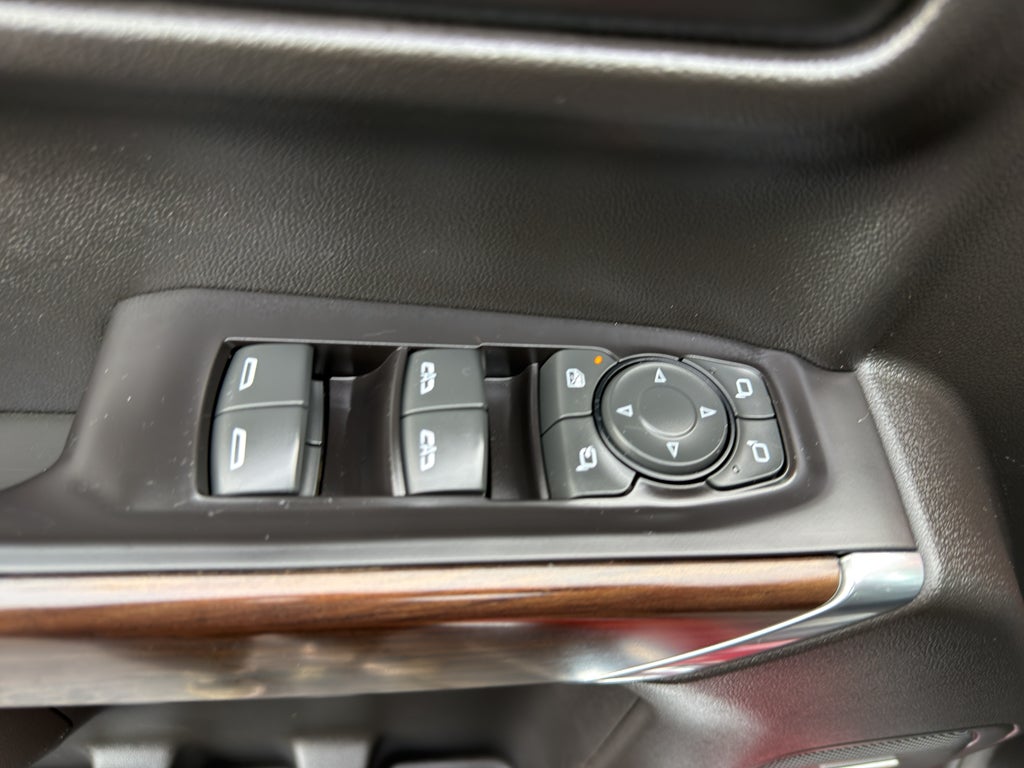 2019 GMC Sierra 1500 Crew Cab Short Box 4-Wheel Drive SLT