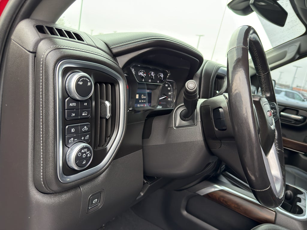 2019 GMC Sierra 1500 Crew Cab Short Box 4-Wheel Drive SLT