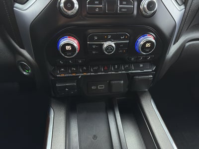 2019 GMC Sierra 1500 Crew Cab Short Box 4-Wheel Drive SLT