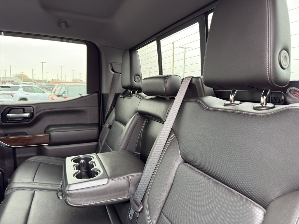 2019 GMC Sierra 1500 Crew Cab Short Box 4-Wheel Drive SLT