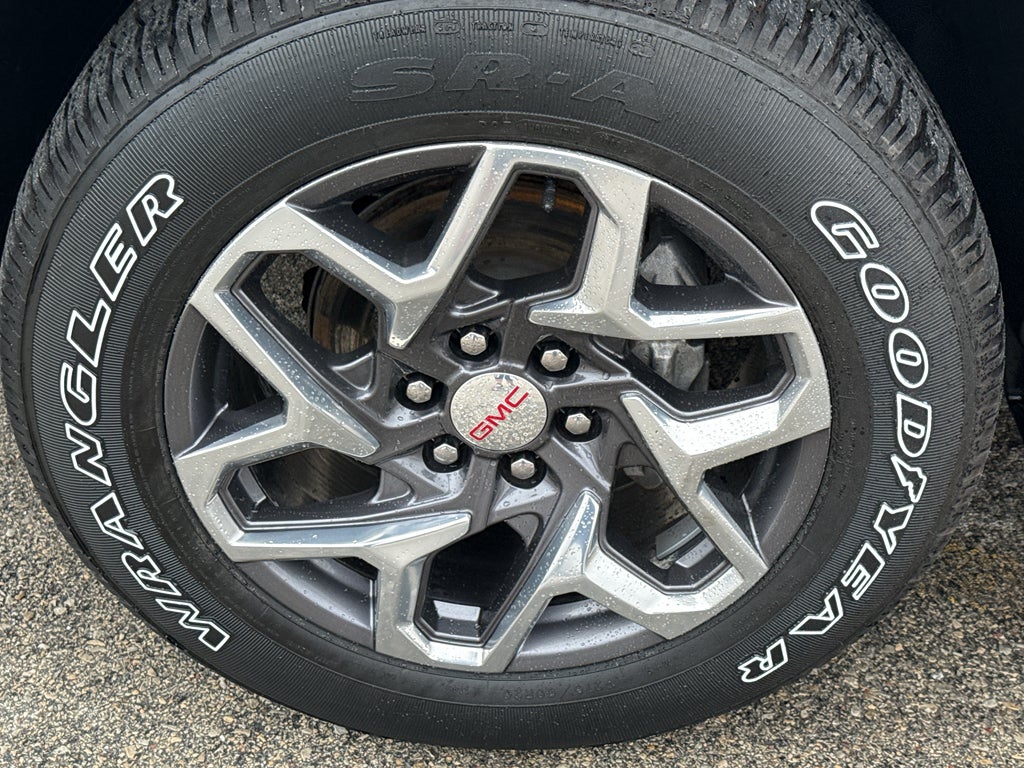 2023 GMC Sierra 1500 Crew Cab Short Box 4-Wheel Drive SLT