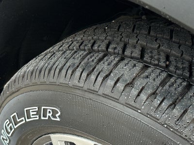 2023 GMC Sierra 1500 Crew Cab Short Box 4-Wheel Drive SLT