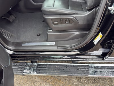 2023 GMC Sierra 1500 Crew Cab Short Box 4-Wheel Drive SLT