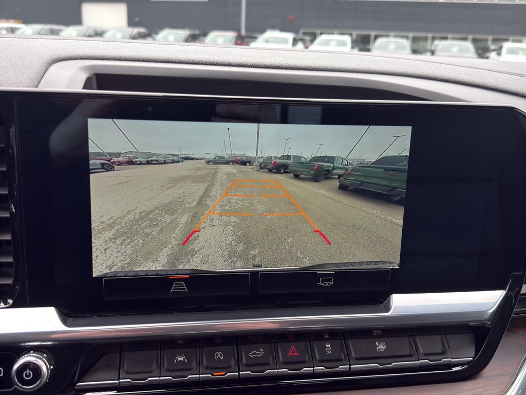 2023 GMC Sierra 1500 Crew Cab Short Box 4-Wheel Drive SLT