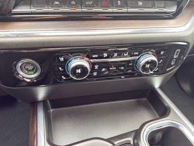 2023 GMC Sierra 1500 Crew Cab Short Box 4-Wheel Drive SLT