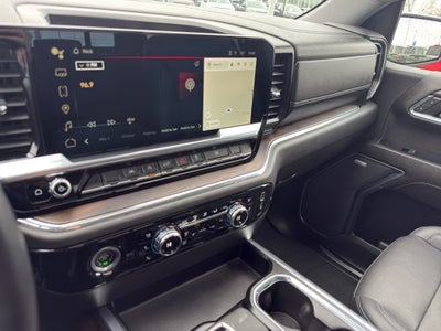 2023 GMC Sierra 1500 Crew Cab Short Box 4-Wheel Drive SLT