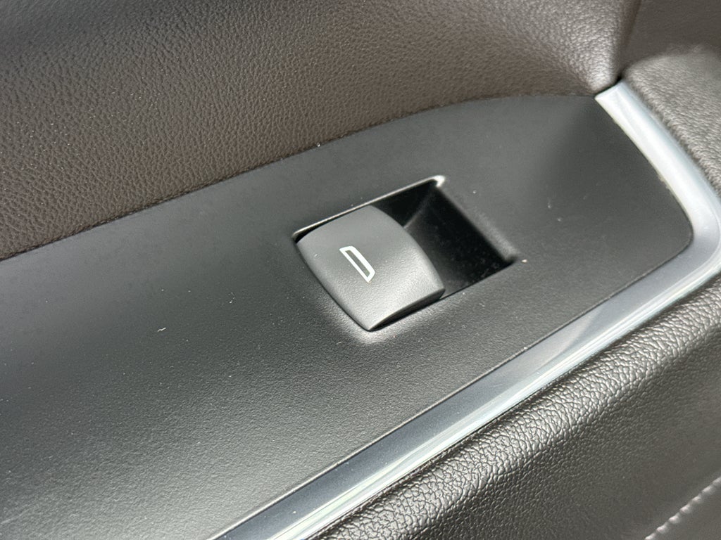 2023 GMC Sierra 1500 Crew Cab Short Box 4-Wheel Drive SLT