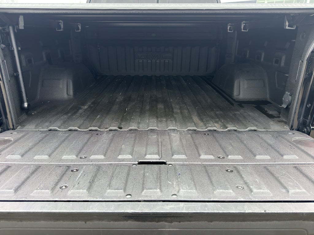 2023 GMC Sierra 1500 Crew Cab Short Box 4-Wheel Drive SLT