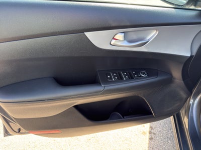 2024 Kia Forte LX IVT