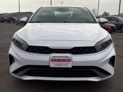 2024 Kia Forte LXS IVT