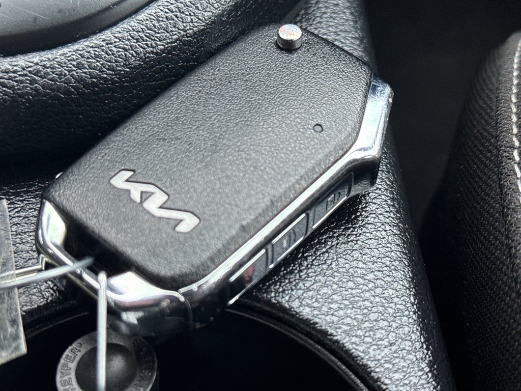 2024 Kia Forte LXS IVT