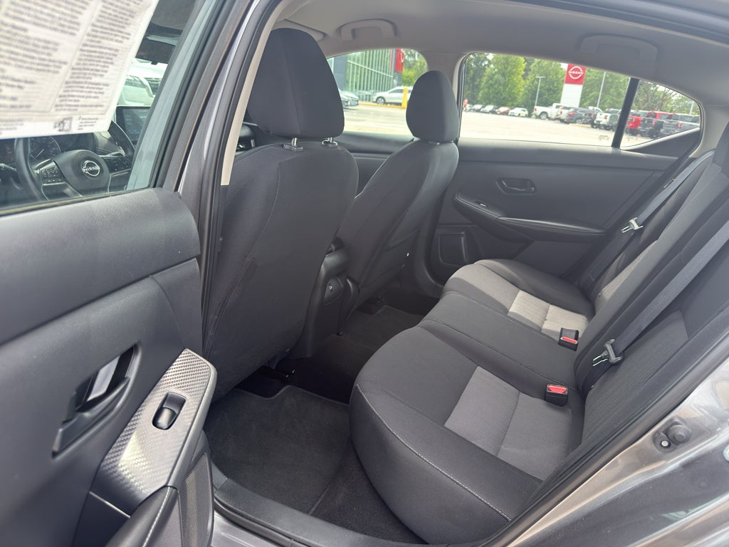 2024 Nissan Sentra SV CVT