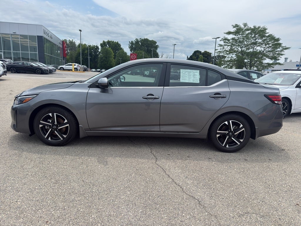 2024 Nissan Sentra SV CVT