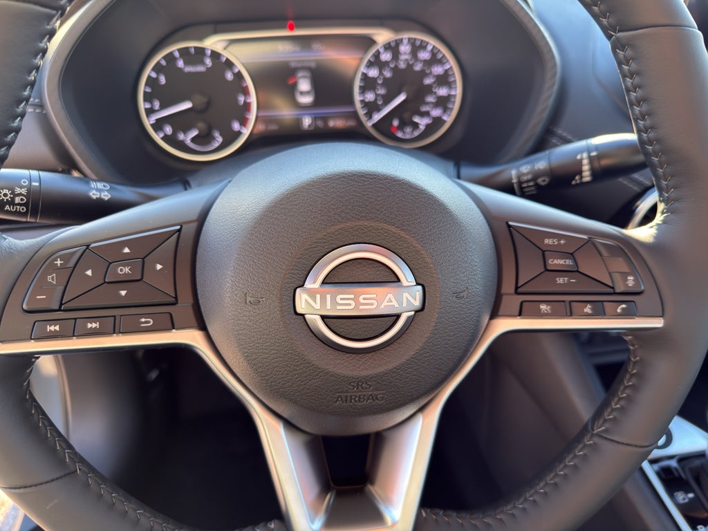2025 Nissan Sentra SV CVT