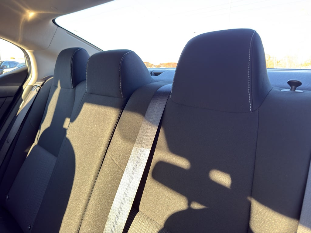 2025 Nissan Sentra SV CVT