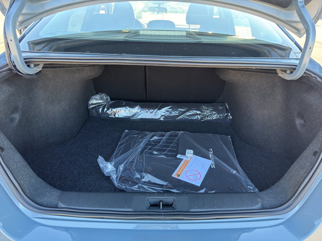 2025 Nissan Sentra SV CVT