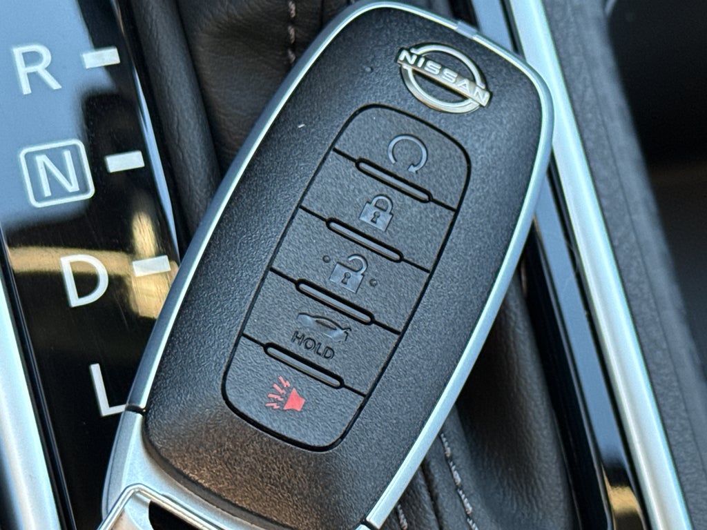 2025 Nissan Sentra SV CVT