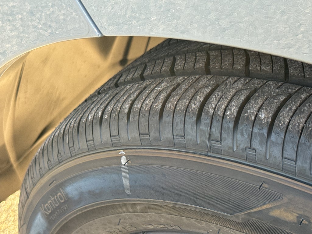 2025 Nissan Sentra SV CVT