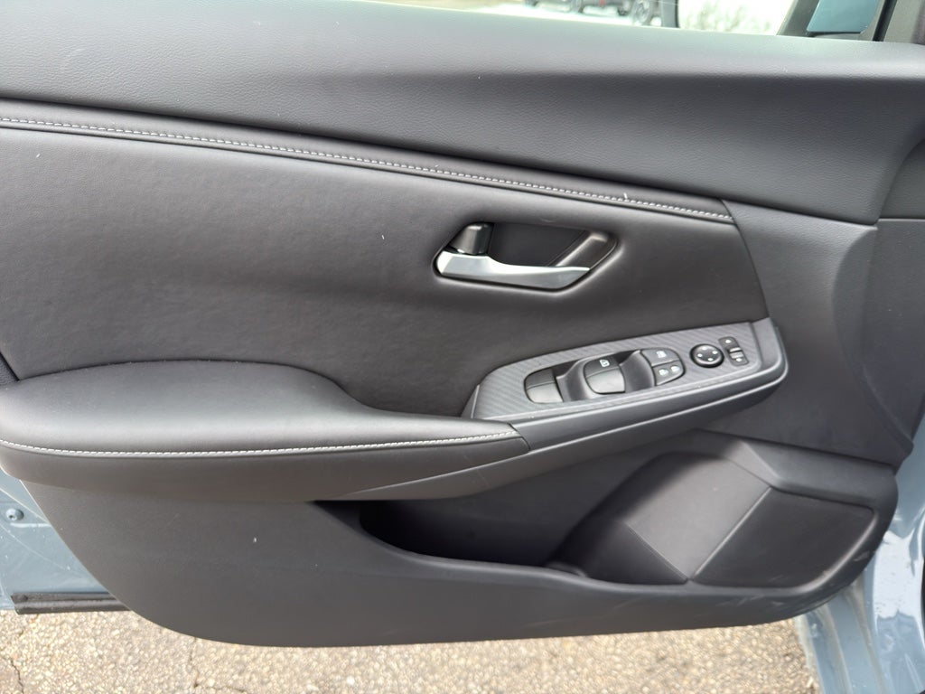 2025 Nissan Sentra SV CVT