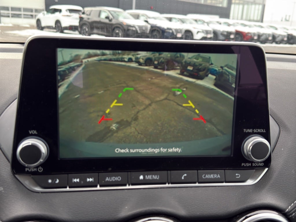 2025 Nissan Sentra SV CVT