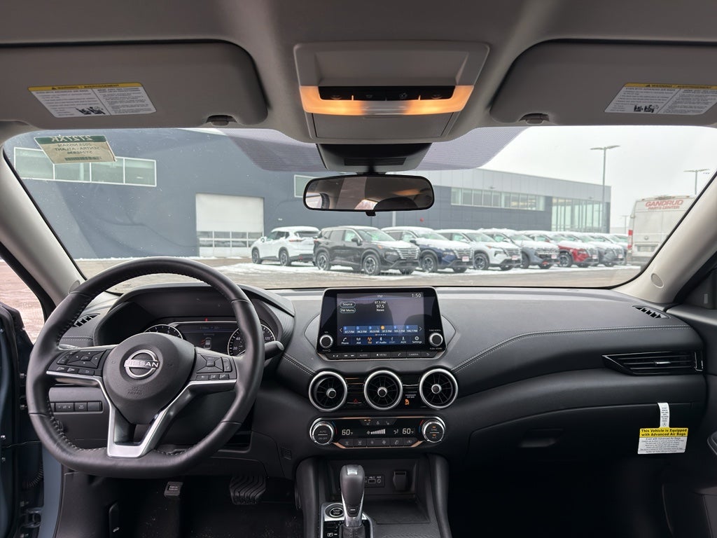 2025 Nissan Sentra SV CVT