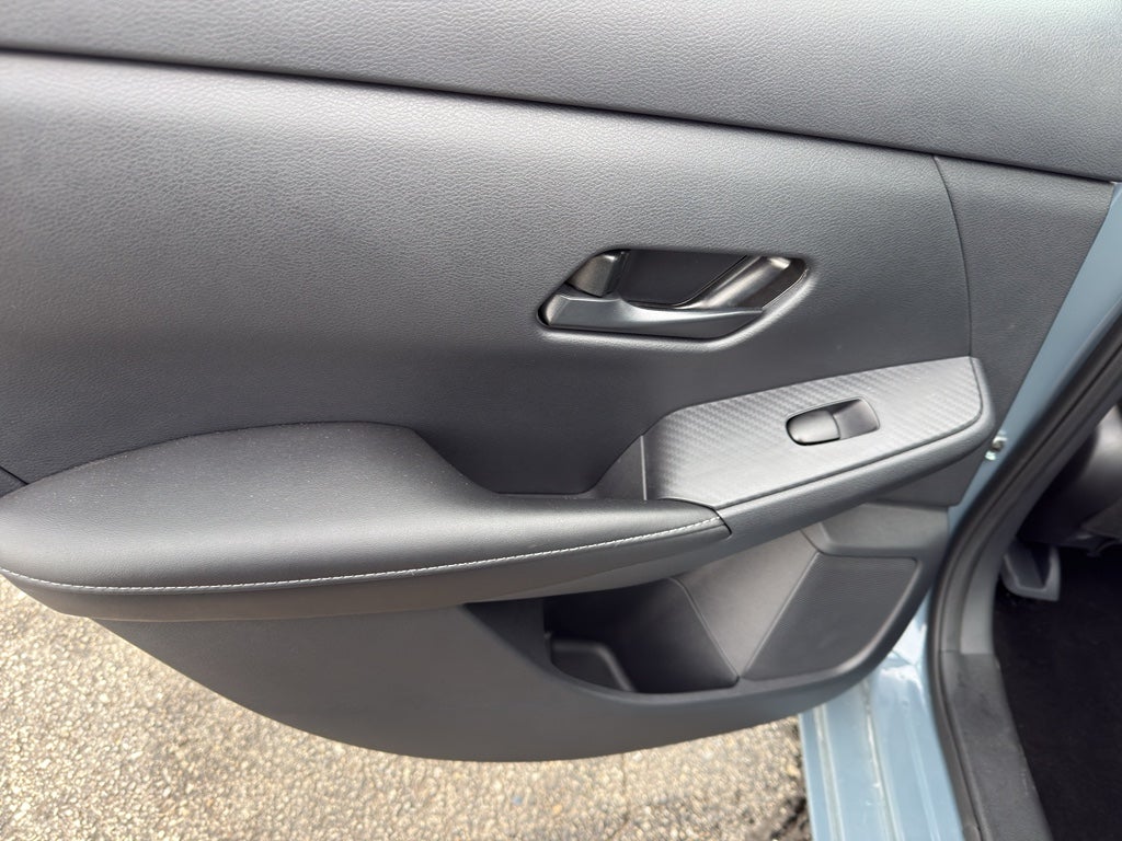 2025 Nissan Sentra SV CVT