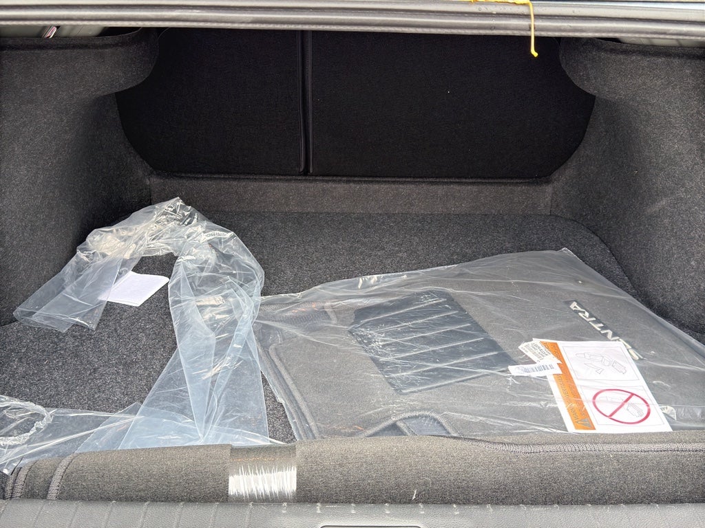 2025 Nissan Sentra SV CVT