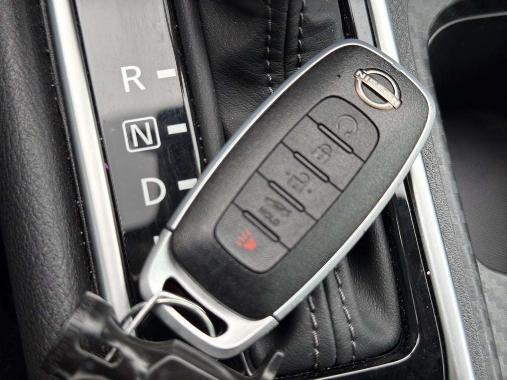 2025 Nissan Sentra SV CVT