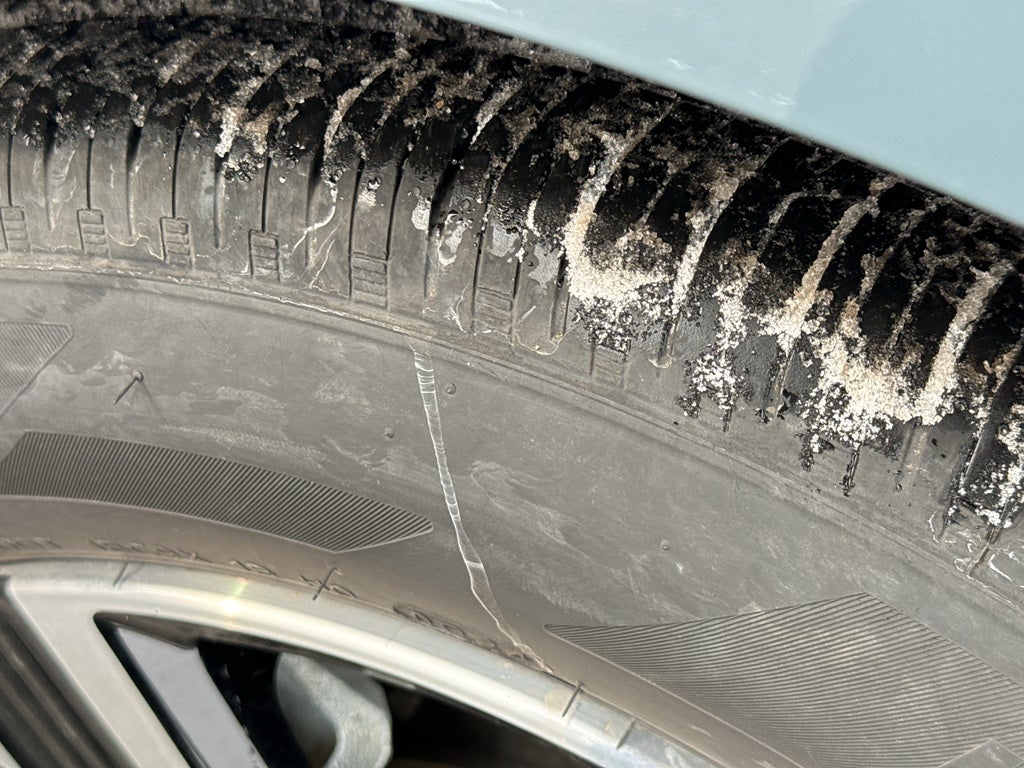 2025 Nissan Sentra SV CVT